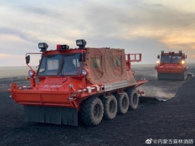 經草原戰超微粉碎機車撲打